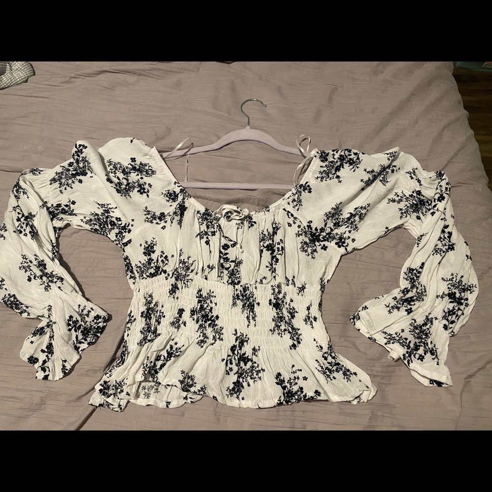 Off the shoulder long sleeve shirt